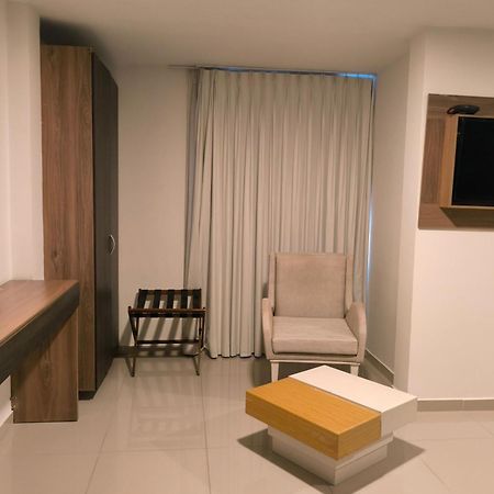 Hotel Quarta Avenida Montería Εξωτερικό φωτογραφία