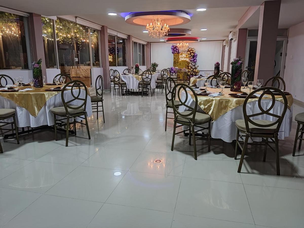 Hotel Quarta Avenida Montería Εξωτερικό φωτογραφία