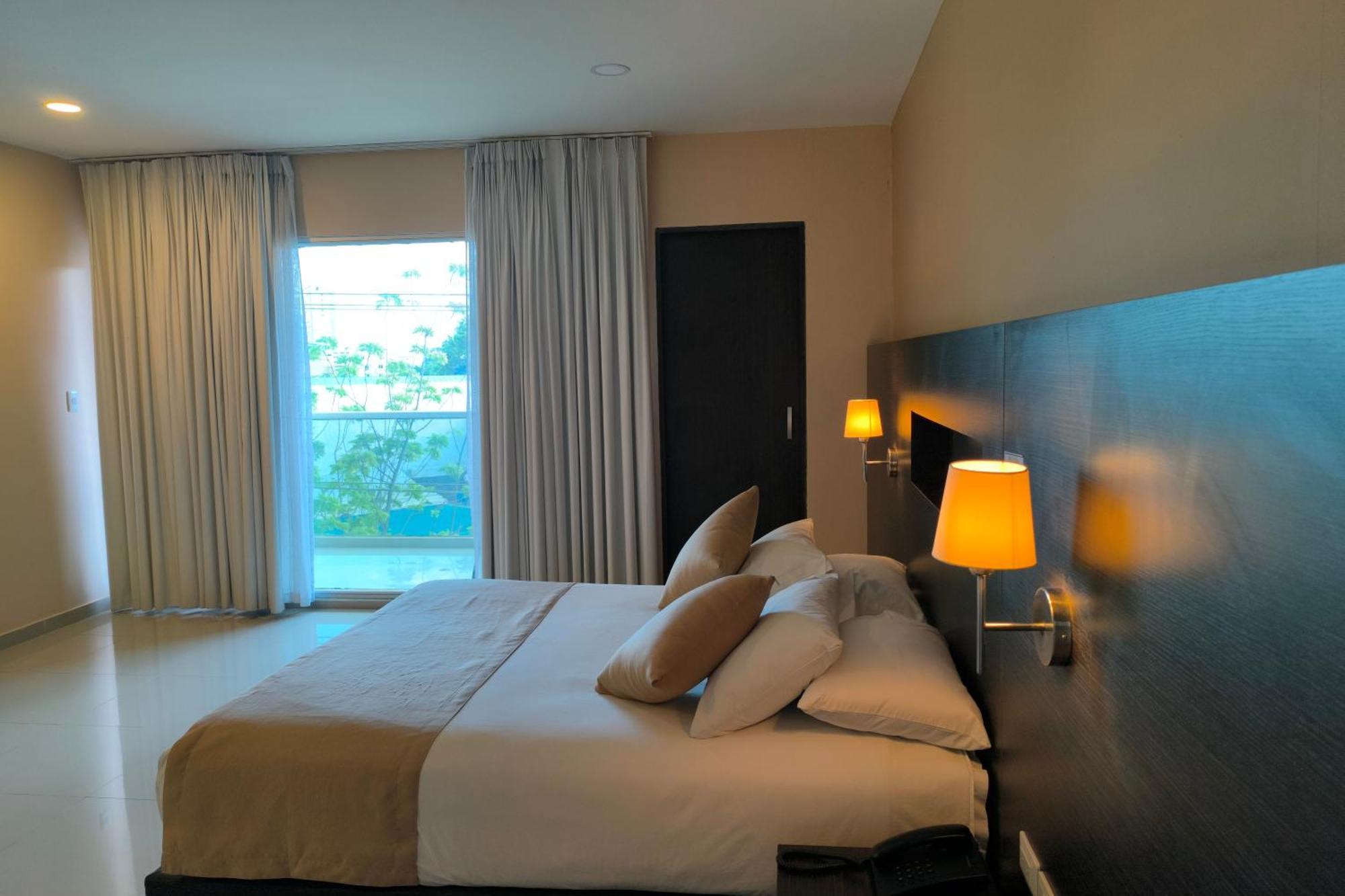 Hotel Quarta Avenida Montería Εξωτερικό φωτογραφία
