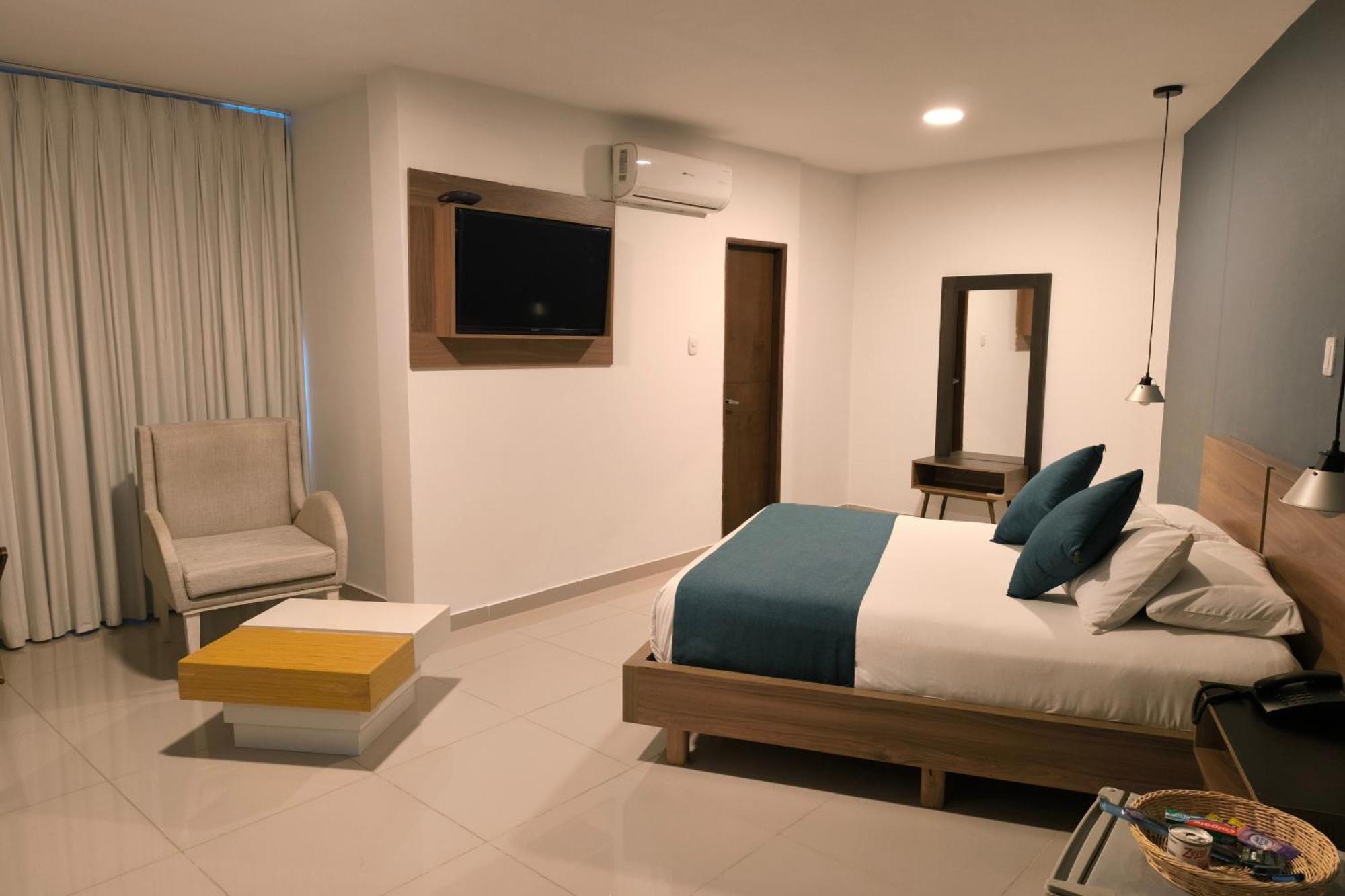 Hotel Quarta Avenida Montería Εξωτερικό φωτογραφία